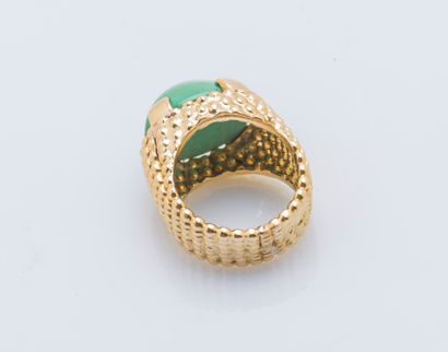 Bague en or jaune 18 carats (750 ‰) ornée...