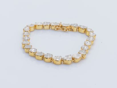 Bracelet ligne en vermeil doré (800 ‰) serti...