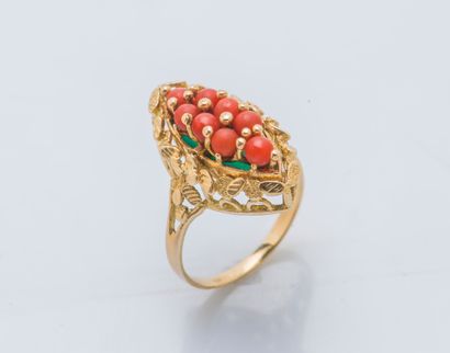 Bague de forme marquise à transformation...