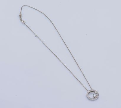 Collier en argent (925 ‰) composé d’une chaîne...