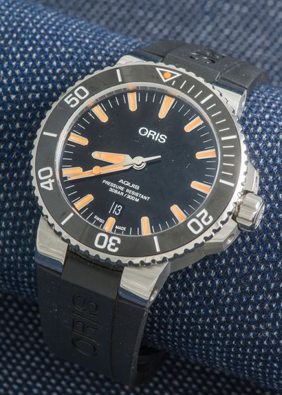 ORIS
Montre modèle Aquis réf. 01 733 7730...