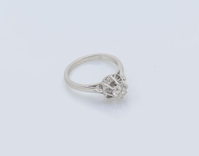 Bague solitaire en or gris 18 carats (750...