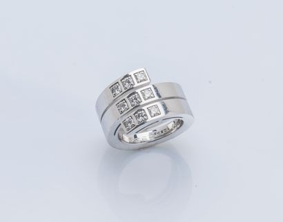 CARTIER
Bague modèle Tectonique formant un...