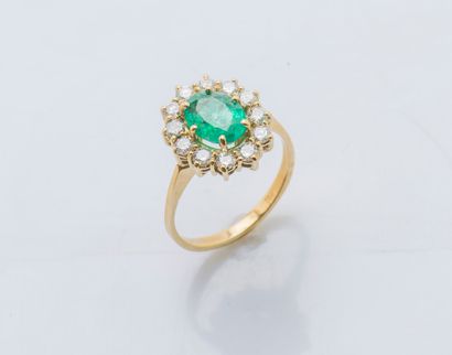 Bague fleur en or jaune 18 carats (750 ‰)...