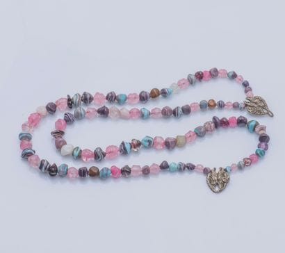 Dans l'esprit de LINE VAUTRIN

Collier double...