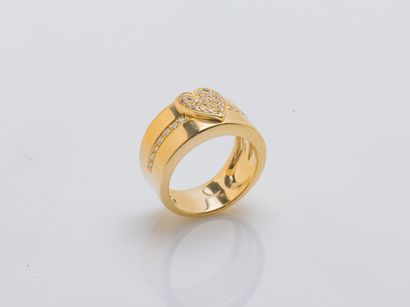 MAUBOUSSIN
Bague bandeau cœur en or jaune...