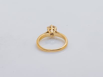 Bague solitaire en or jaune 18 carats (750...