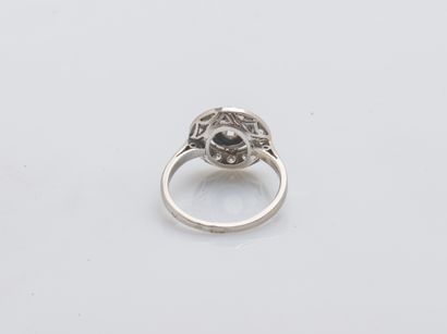 Bague en or gris 18 carats (750 millièmes)...