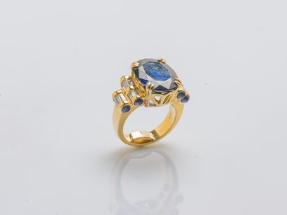 Bague en or jaune 18 carats (750 millièmes)...