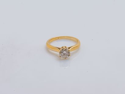 Bague solitaire en or jaune 18 carats (750...
