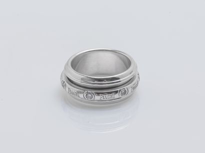 PIAGET
Bague Possession en or gris 18 carats...