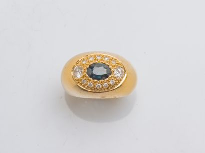 Bague bombée en or jaune 18 carats (750 millièmes)...
