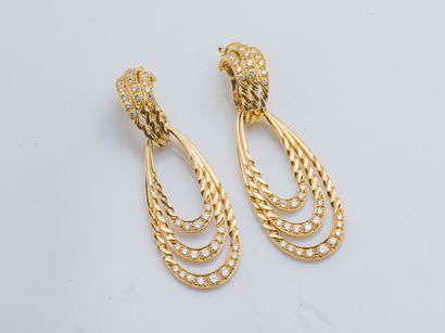 JANCA
vers 1980
Paire de pendants d'oreilles...
