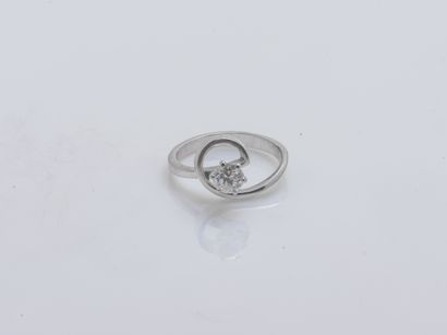 Bague solitaire en or gris 18 carats (750...