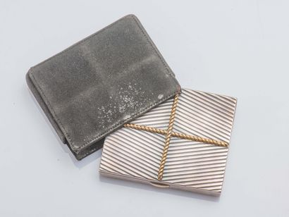 CARTIER
Poudrier en argent (800 millièmes)...