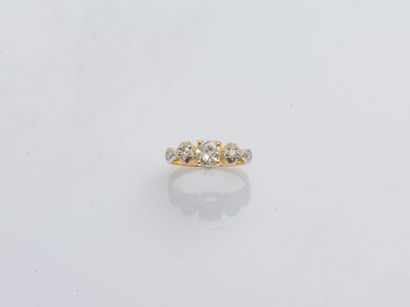 Bague en or jaune 18 carats (750 millièmes)...