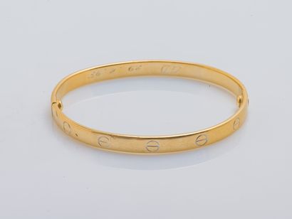 CARTIER
1970
Bracelet Love en or jaune 18...