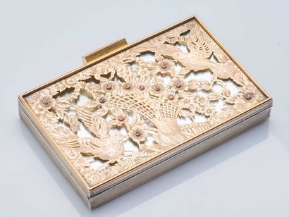BOUCHERON Paris
Minaudière de forme rectangulaire...