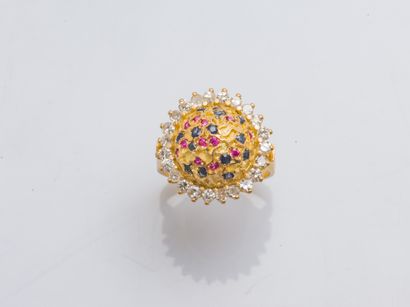 Bague boule en or jaune 18 carats (750 millièmes)...