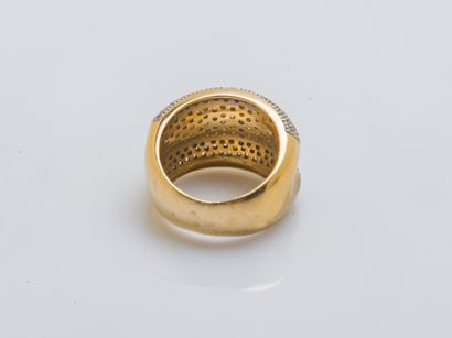 Bague bandeau incurvé en or jaune 18 carats...