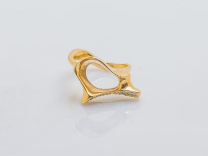 Bague sculpture en or jaune 18 carats (750...