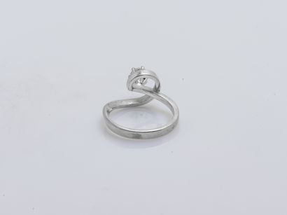 Bague solitaire en or gris 18 carats (750...