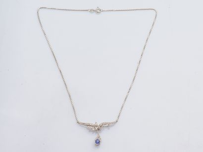 Collier en or gris 18 carats (750 millièmes)...