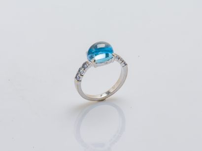 Bague en or gris 18 carats (750 millièmes)...