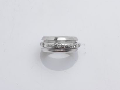 PIAGET
Bague Possession en or gris 18 carats...