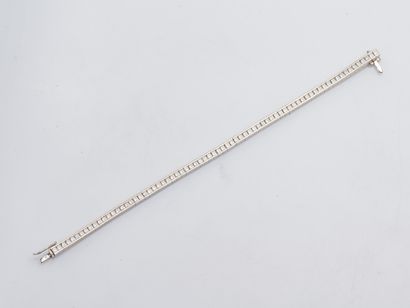 Bracelet ligne en or gris 18 carats (750...