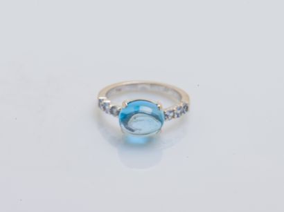 Bague en or gris 18 carats (750 millièmes)...