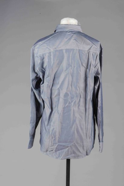 Lot de trois chemises comprenant : 
- LEONARD,...