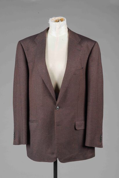 Lot de deux vestes en daim. 
Taille : 54...