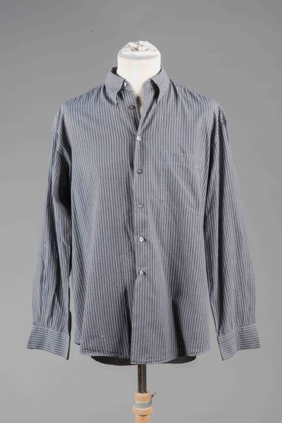 Lot de trois chemises comprenant : 
- ZEGNA,...
