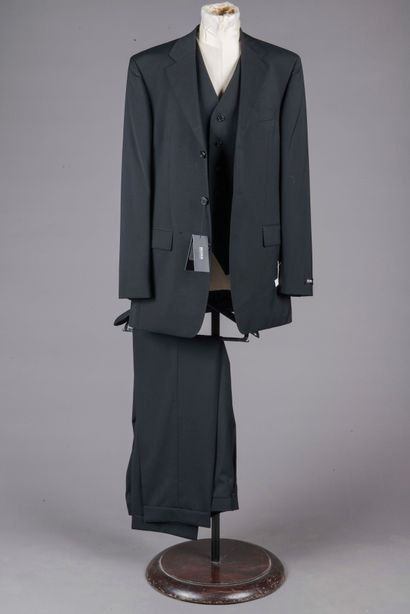 HUGO BOSS
Costume trois pièces en noir en...