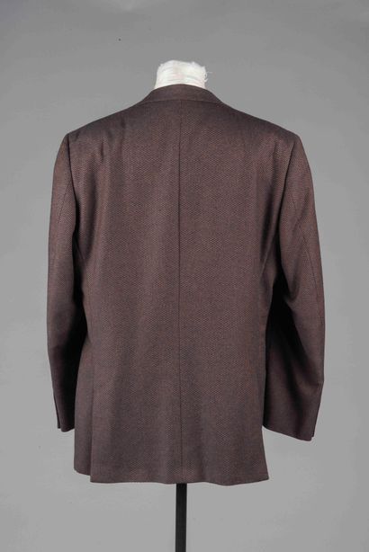 Lot de deux vestes en daim. 
Taille : 54...