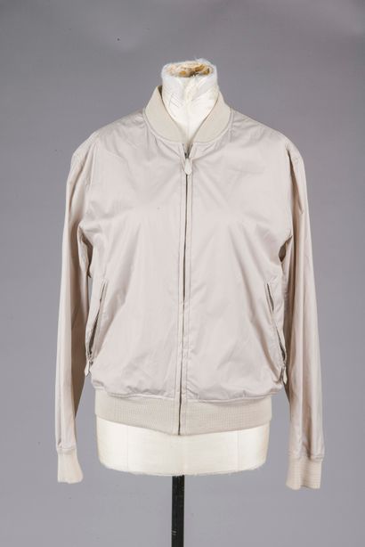 HERMES 
Blouson imperméable en synthétique...