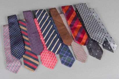 Lot de 13 cravates dont LOEWE, DOLCE & GABBANA,...