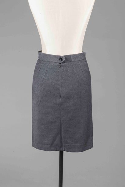 CHRISTIAN DIOR Boutique
Jupe droite en laine...