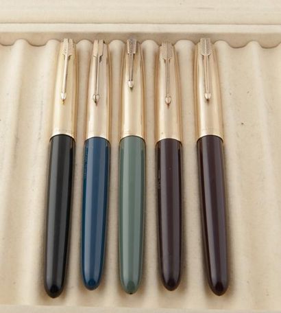 Lot de 5 stylos plume PARKER 51 modèle aérométric,...