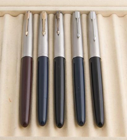 Lot de 5 stylos plume PARKER 51 modèle vacumatic...