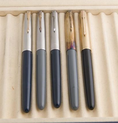 Lot de 5 stylos plume PARKER 51 modèle vacumatic...