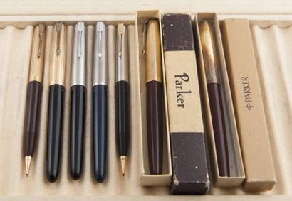 Lot de Stylos plume PARKER 51 dont: 1 stylo...