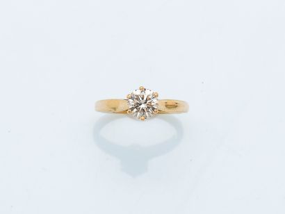 Bague solitaire en or jaune 18 carats (750...