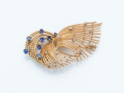Broche gerbe en or jaune 18 carats (750 millièmes)...
