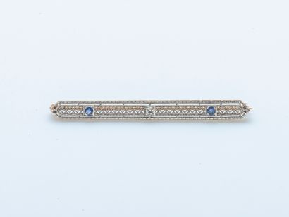 Broche barrette en or gris 14 carats (585...