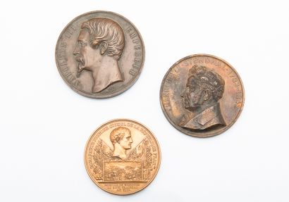 Set of three bronze medals: 
-Bonaparte Premier...