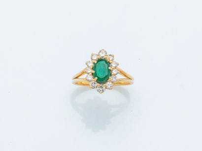 Bague fleur en or jaune 18 carats (750 ‰)...