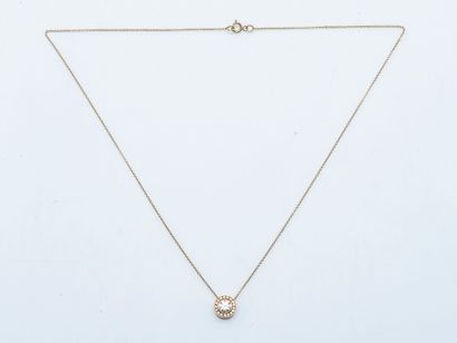 Chaine et pendentif en or jaune 14 carats...