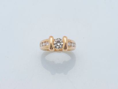 Bague en or jaune 18 carats (750 ‰) sertie...